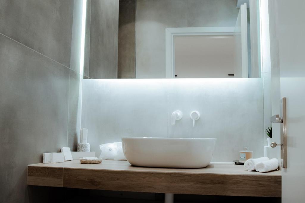 Athens Muses Suites Esterno foto