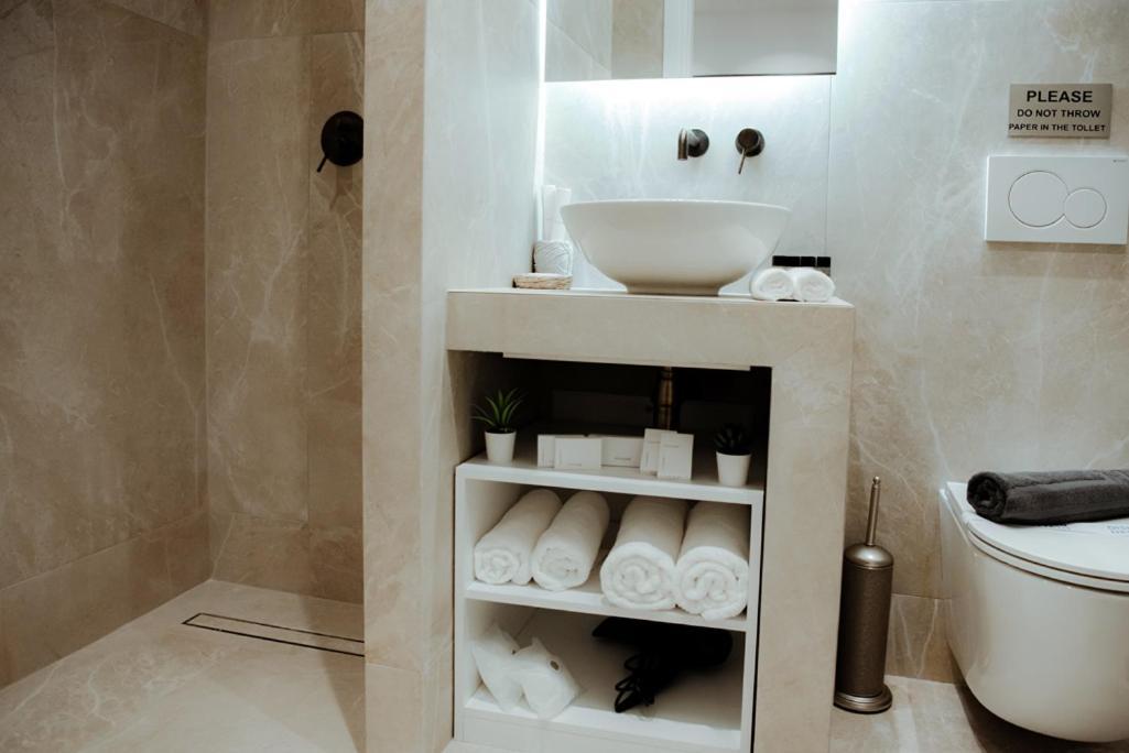 Athens Muses Suites Esterno foto